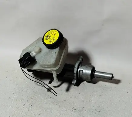 Ford Mondeo Mk III Master brake cylinder 0204021768