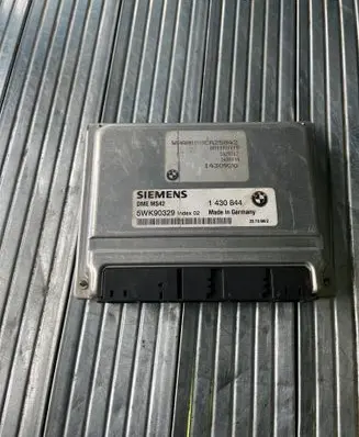 BMW 5 E39 Engine control unit/module 1430844 5WK90329