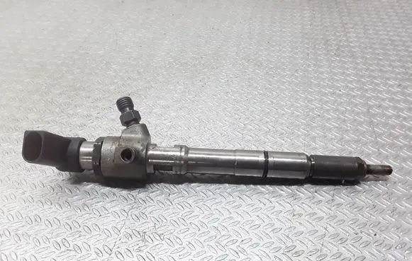 Audi A1 Fuel injector A2C59513554