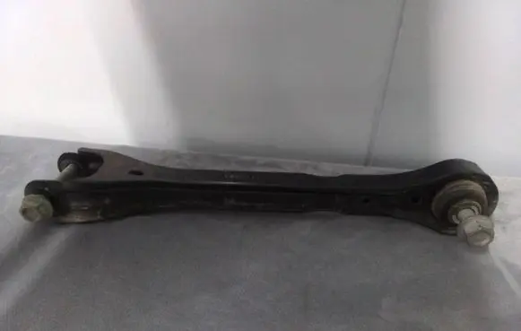 Chevrolet Camaro Rear control arm 22974128