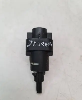 Volkswagen Touran I Brake pedal sensor switch 6Q0945511