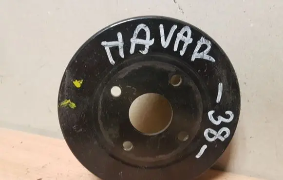Nissan Navara Water pump pulley 
