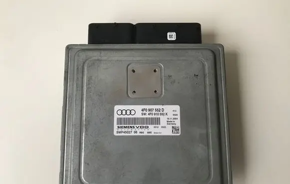 Audi A6 S6 C6 4F Engine control unit/module 4F0907552D 4F0910552K 5WP45027