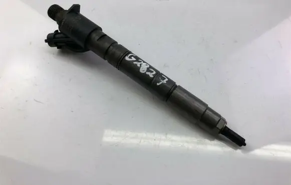 Volvo V60 Fuel injector 31272690 G2827