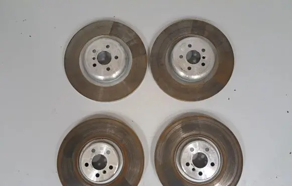 BMW X7 G07 Brake discs and calipers set 6889211 6871258