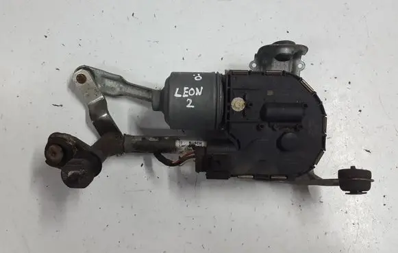 Seat Leon (1P) Front wiper linkage and motor 1P0955024BXAUTOPX 1P0955024B