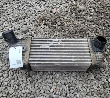 Citroen C5 Intercooler radiator 9683009680