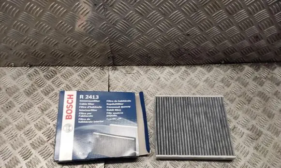 Volvo V50 Air filter 1987432413