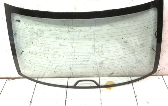 BMW 5 E39 Rear windscreen/windshield window AS2