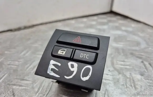 BMW 3 E90 E91 Hazard light switch 6945653 61316945653