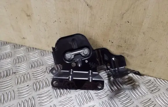 Audi Q5 SQ5 Other engine bay part 03G131133E