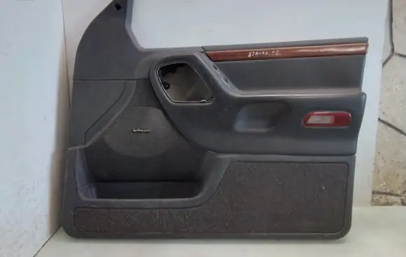 Jeep Grand Cherokee (WJ) Front door card panel trim