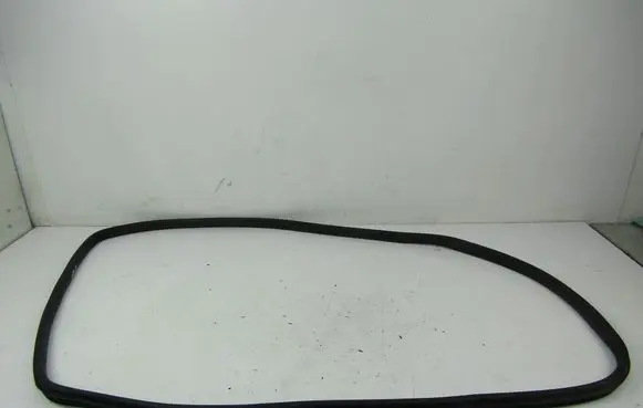 Volkswagen Sharan Rear door rubber seal (on body) 