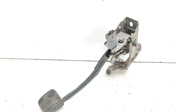Clutch pedal