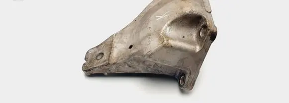 Infiniti FX Engine mounting bracket