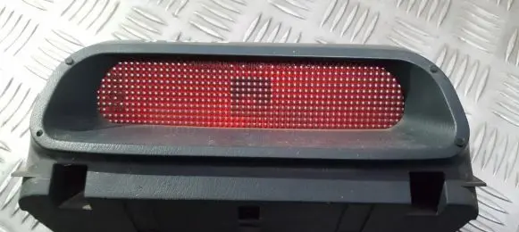 Nissan Almera Third/center stoplight 4732 ichikoh4732