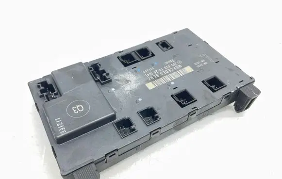 Mercedes-Benz CLK A209 C209 Door control unit/module 2098201926