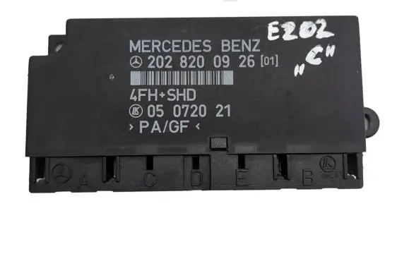 Mercedes-Benz C W202 Comfort/convenience module 2028200926 05072021