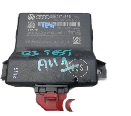 Audi Q3 8U Other control units/modules 8U0907468B