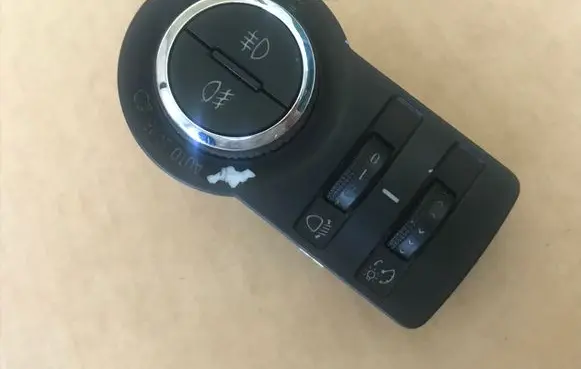 Opel Insignia A Light switch 13268694