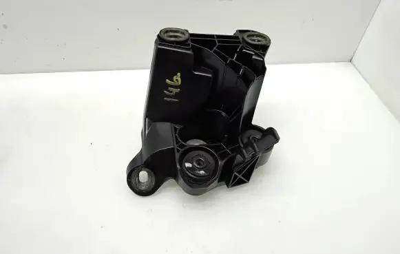 Mercedes-Benz E W212 ABS pump bracket A2124300510