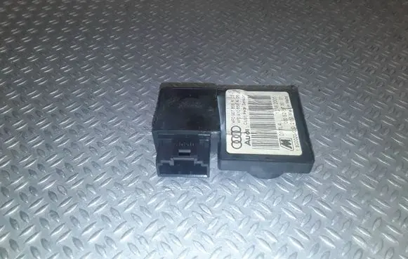 Audi A6 S6 C6 4F Clutch pedal sensor 4F0907658A