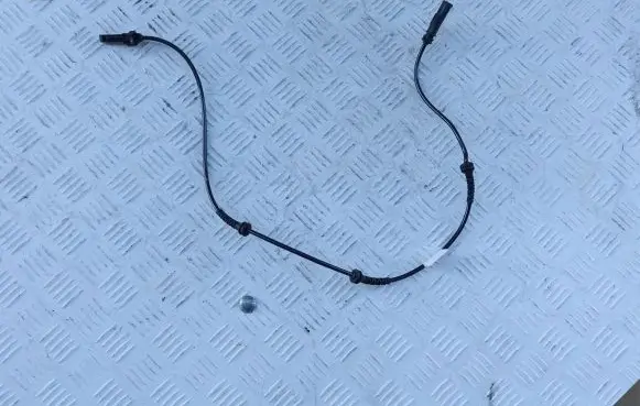 BMW 5 GT F07 ABS rear brake sensor 6775866