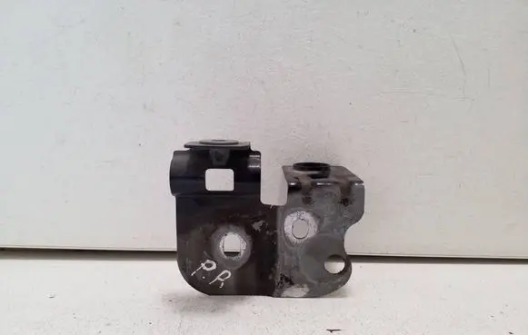 Audi Q7 4M Fender mounting bracket 4M0821168A
