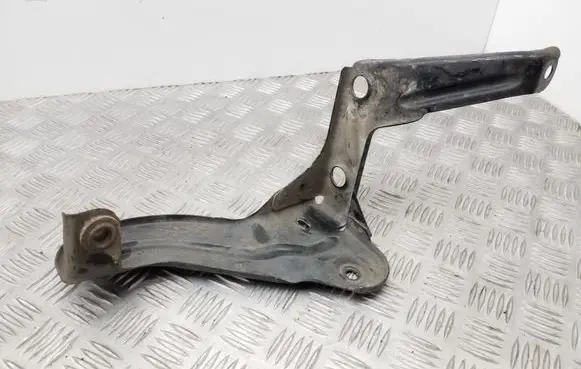 Audi A6 S6 C6 4F Intercooler pipe mounting bracket 4F0145813F