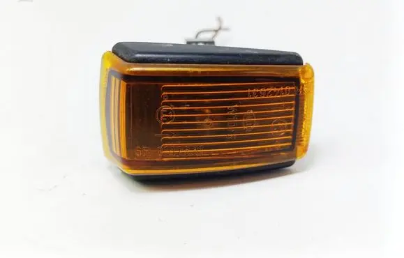 Volvo S40, V40 Front fender indicator light 6R0142631