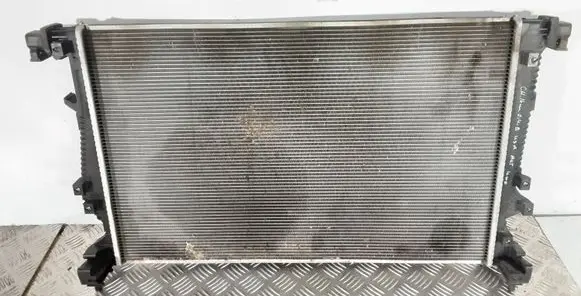 Jeep Cherokee Coolant radiator