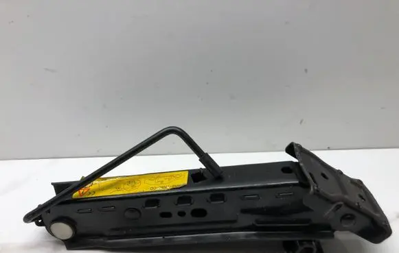 Volkswagen PASSAT B6 Lift Jack