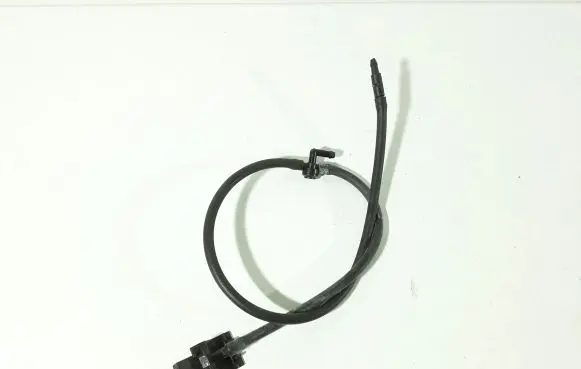 Windshield washer spray nozzle