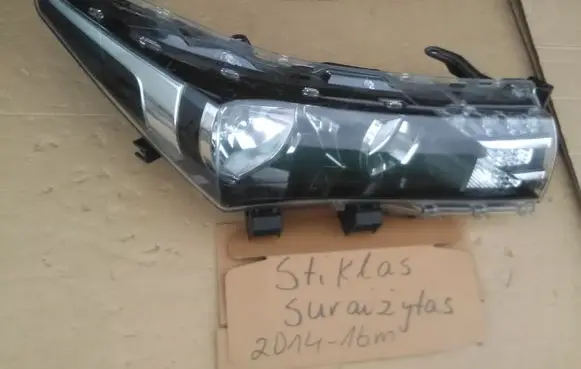 Toyota Corolla E160 E170 Headlight/headlamp 8111002E7100