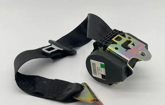 Volkswagen Golf V Rear seatbelt 1K6857806F