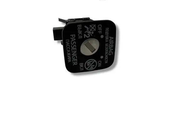 Passenger airbag on/off switch