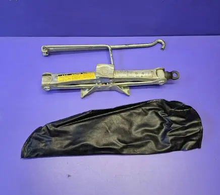 Toyota RAV 4 (XA20) Lift Jack 0911142030