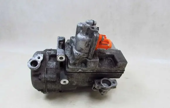 Renault Zoe Air conditioning (A/C) compressor (pump) 926005749R 042200-1560 52299c