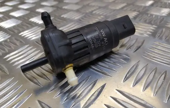 Audi A4 S4 B6 8E 8H Windscreen/windshield washer pump 1T0955651A