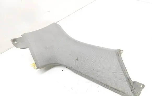 (D)pillar trim (top)