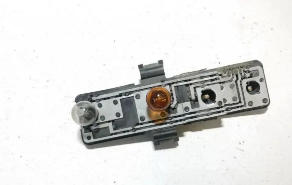 Citroen Xsara Picasso Tail light bulb cover holder