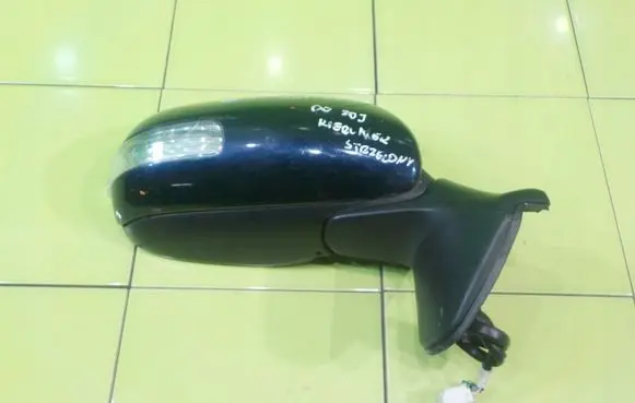 Toyota Auris 150 Front door electric wing mirror PRAWE 17AB14