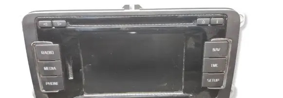 Skoda Yeti (5L) Radio/CD/DVD/GPS head unit 3T0035197F SKRNS315 SKZAZ2R0906341