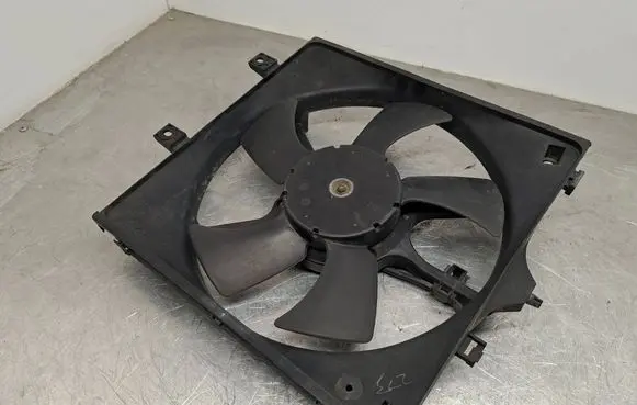Nissan Primera Electric radiator cooling fan 2D893 92120