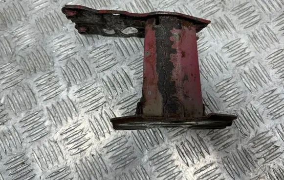 Toyota Verso Rear bumper shock impact absorber/damper 520150F020