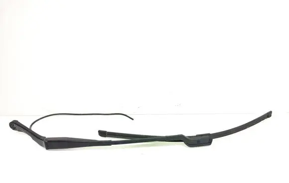 Front wiper blade arm