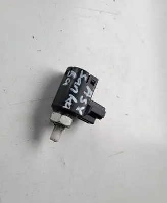 Clutch pedal sensor