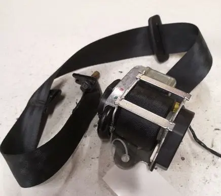 Volvo V40 Rear seatbelt 619894600
