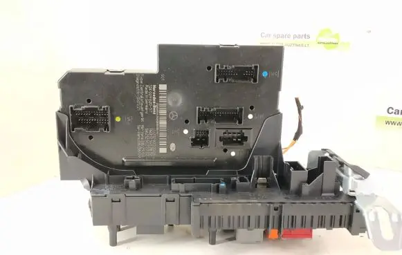 Mercedes-Benz E W212 Fuse box set 2129000004 2125452832