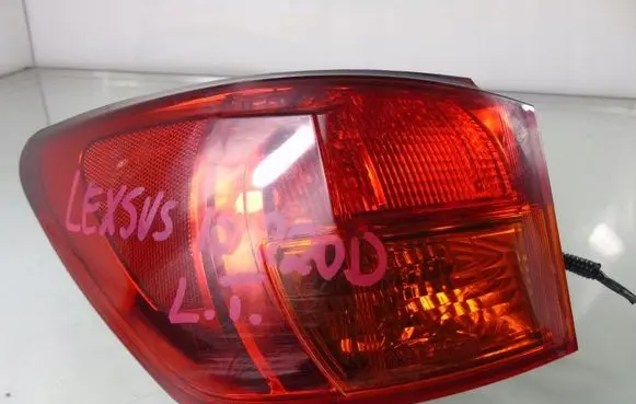 Lexus IS 220D-250-350 Rear/tail lights